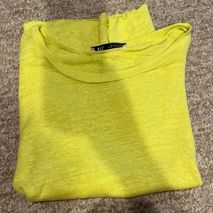 Zara Tee Yellow Distressed sleeves and bottom Size Small